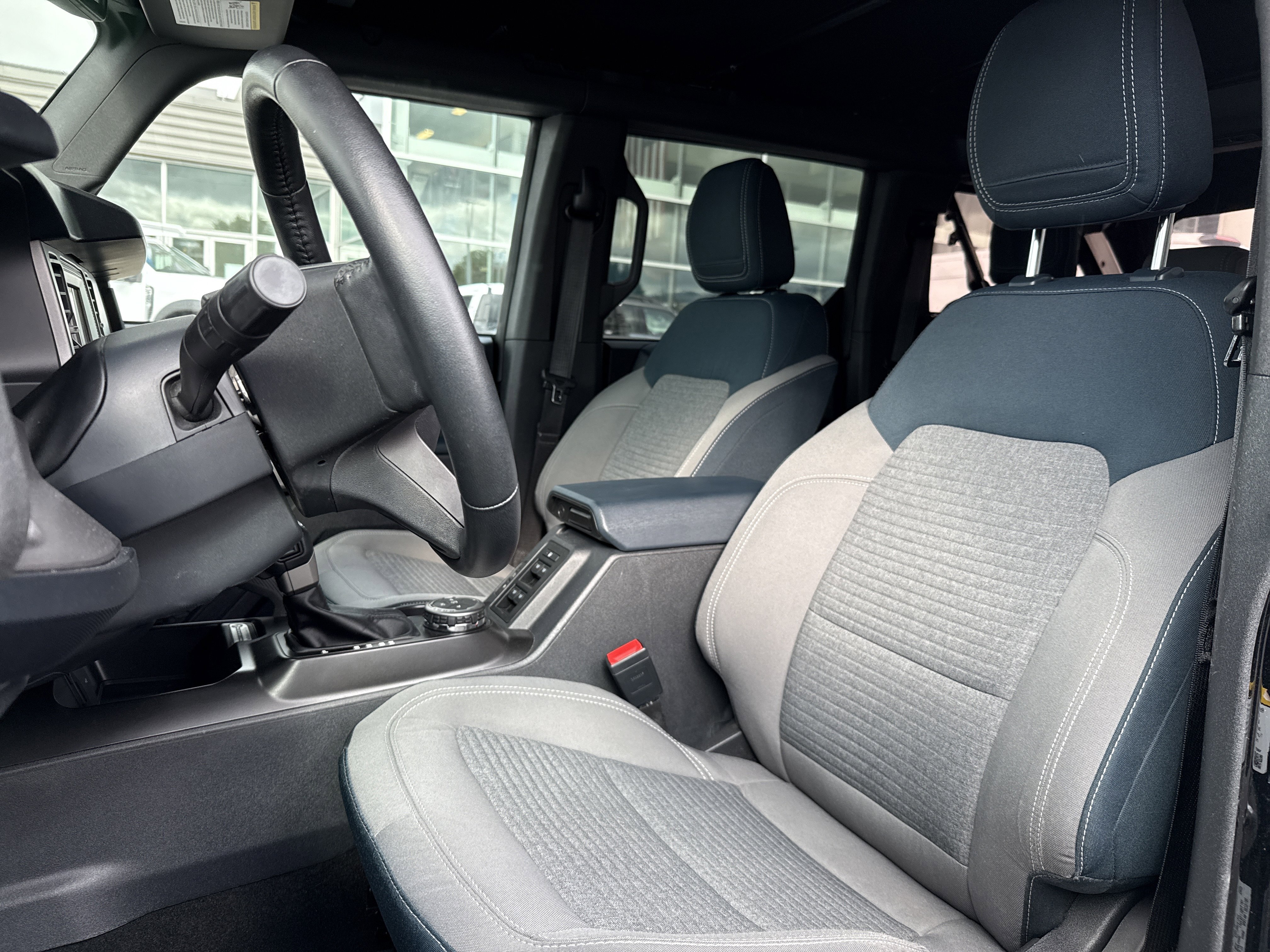 Used 2022 Ford Bronco Outer Banks image 12