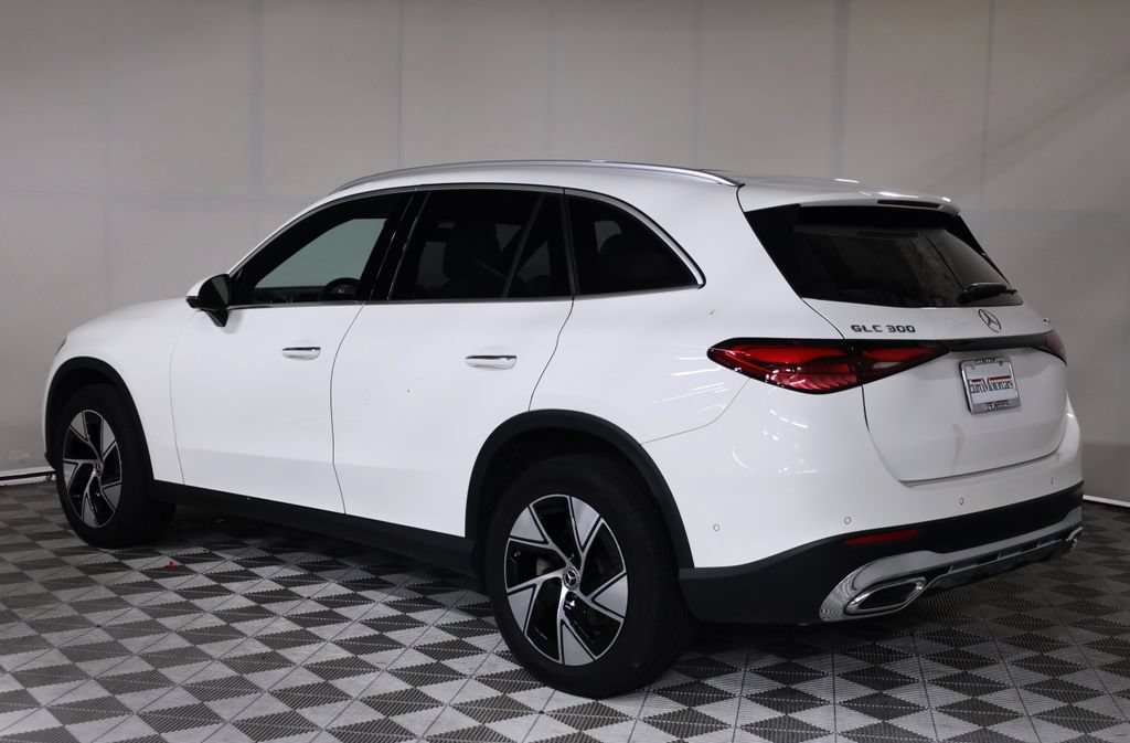 Certified 2024 Mercedes-Benz GLC 300 4MATIC image 4