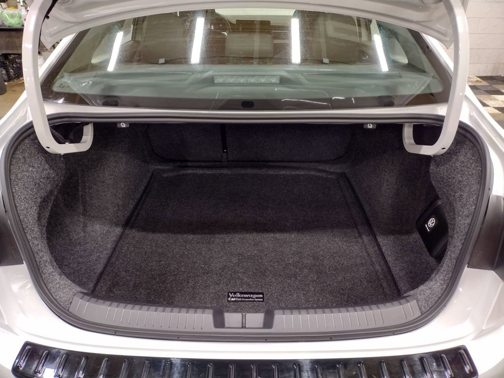 Used 2025 Volkswagen Jetta S image 16