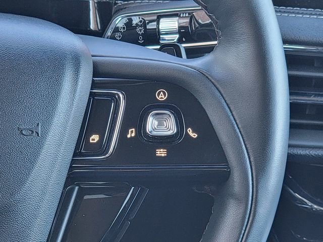 Used 2023 Lincoln Corsair Reserve w/ Equipment Group 201A image 31