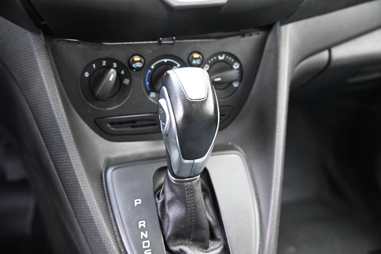 Used 2015 Ford Transit Connect XL FWD image 18
