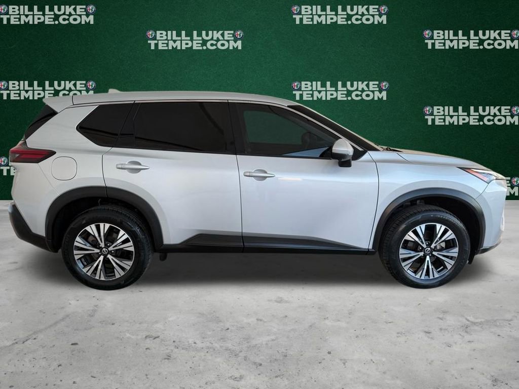 Used 2021 Nissan Rogue SV image 5