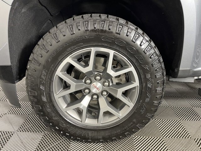 Used 2022 GMC Canyon AT4 w/ Trailering Package image 12