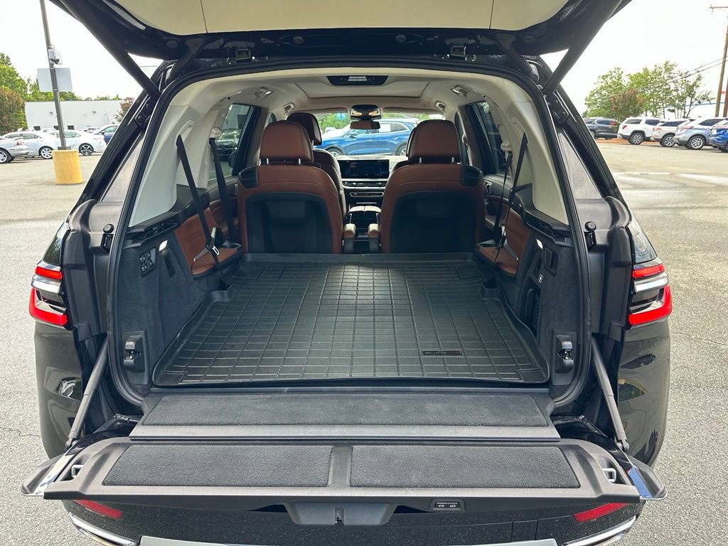 Used 2023 BMW X7 xDrive40i w/ Premium Package AWD/4WD image 31
