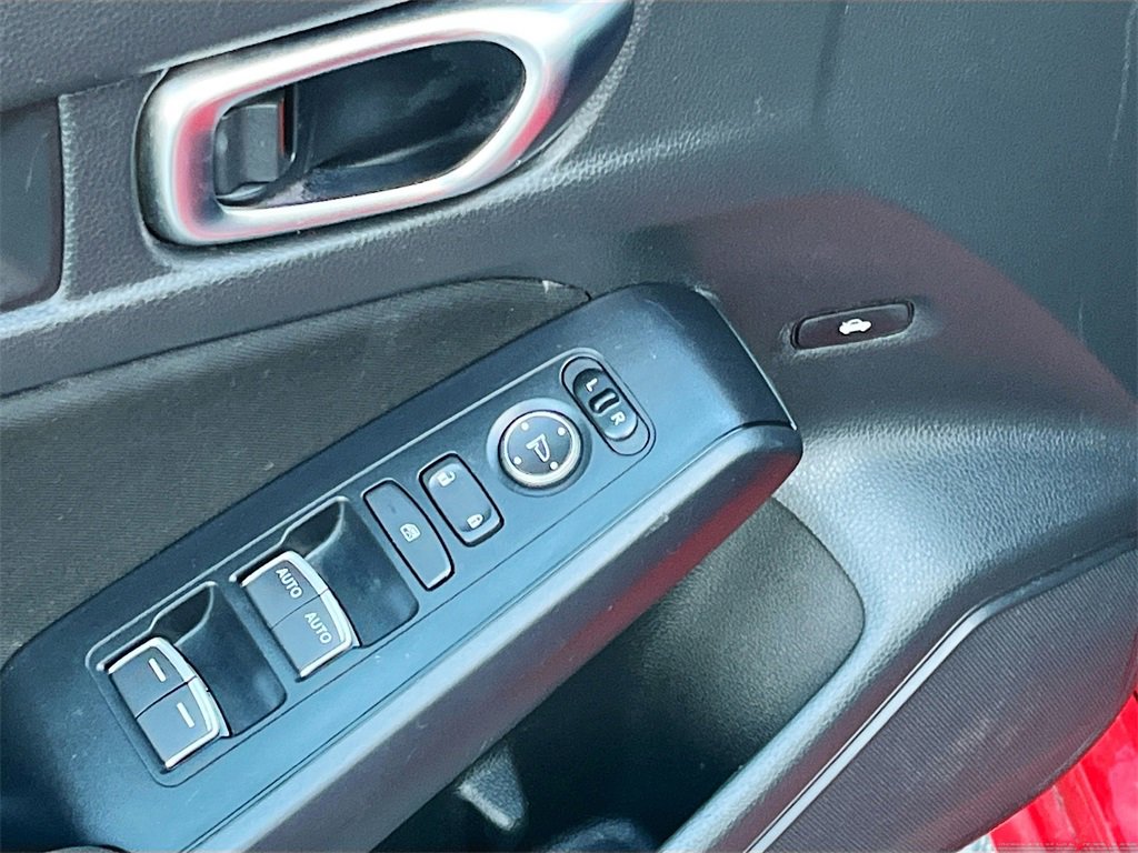 Used 2023 Honda Civic Sport image 17