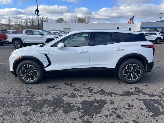 New 2025 Chevrolet Blazer EV LT image 2