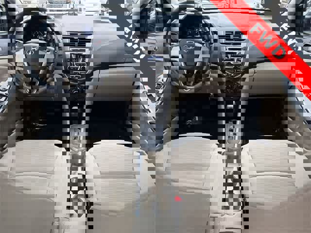 Used 2016 Hyundai Accent SE image 3