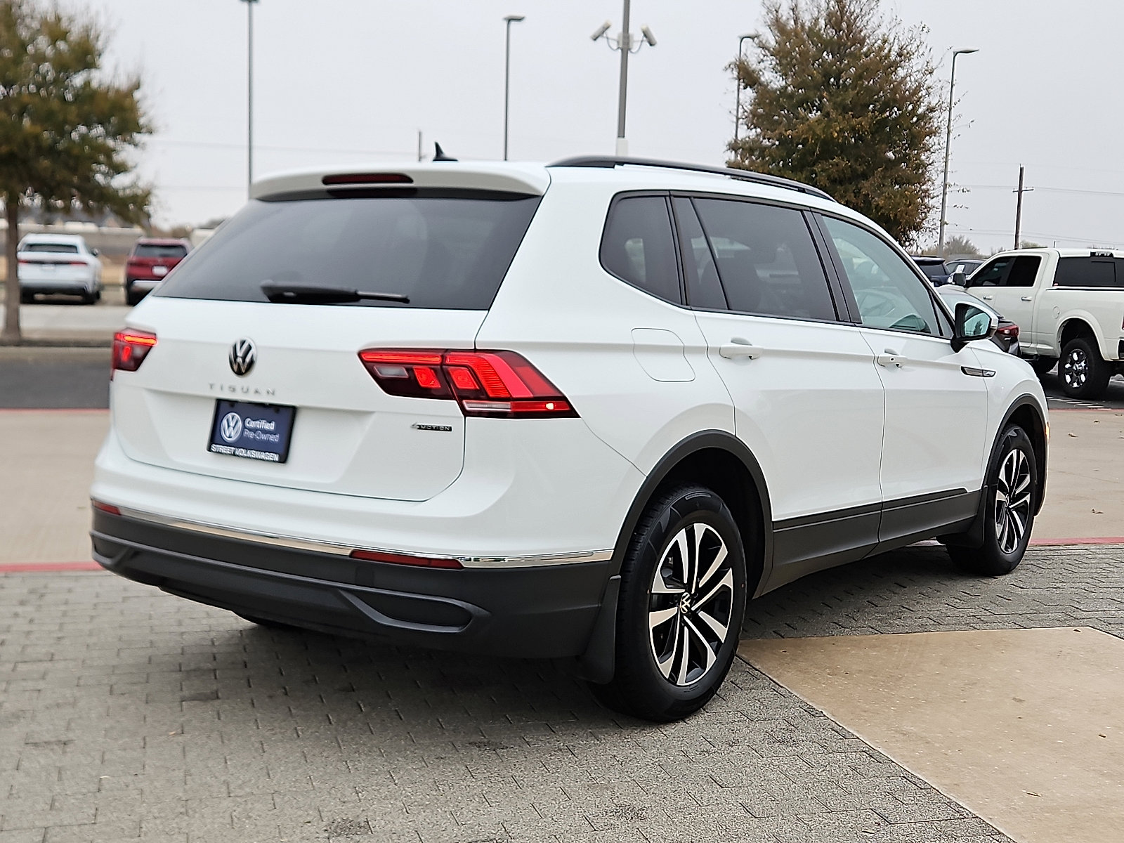 Certified 2024 Volkswagen Tiguan S image 3