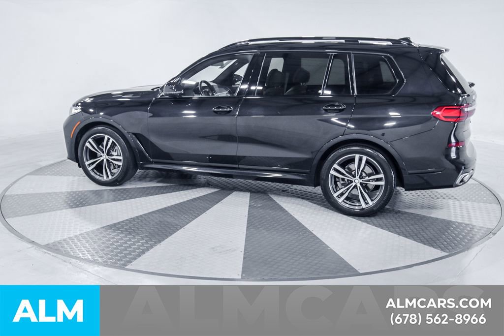 Used 2022 BMW X7 xDrive40i w/ M Sport Package image 5