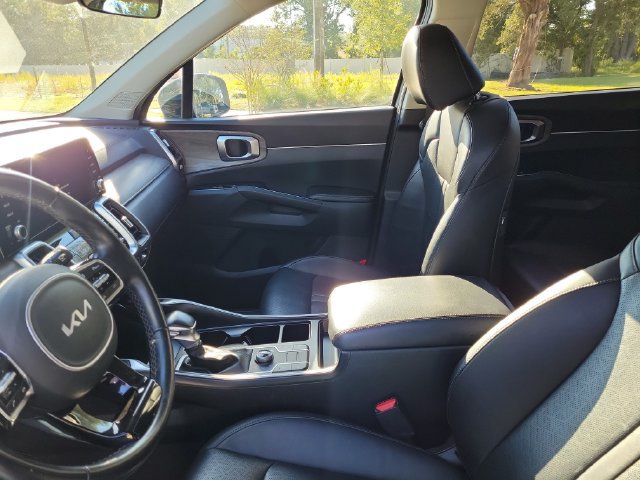 Used 2022 Kia Sorento S w/ Panoramic Sunroof Package AWD/4WD image 20