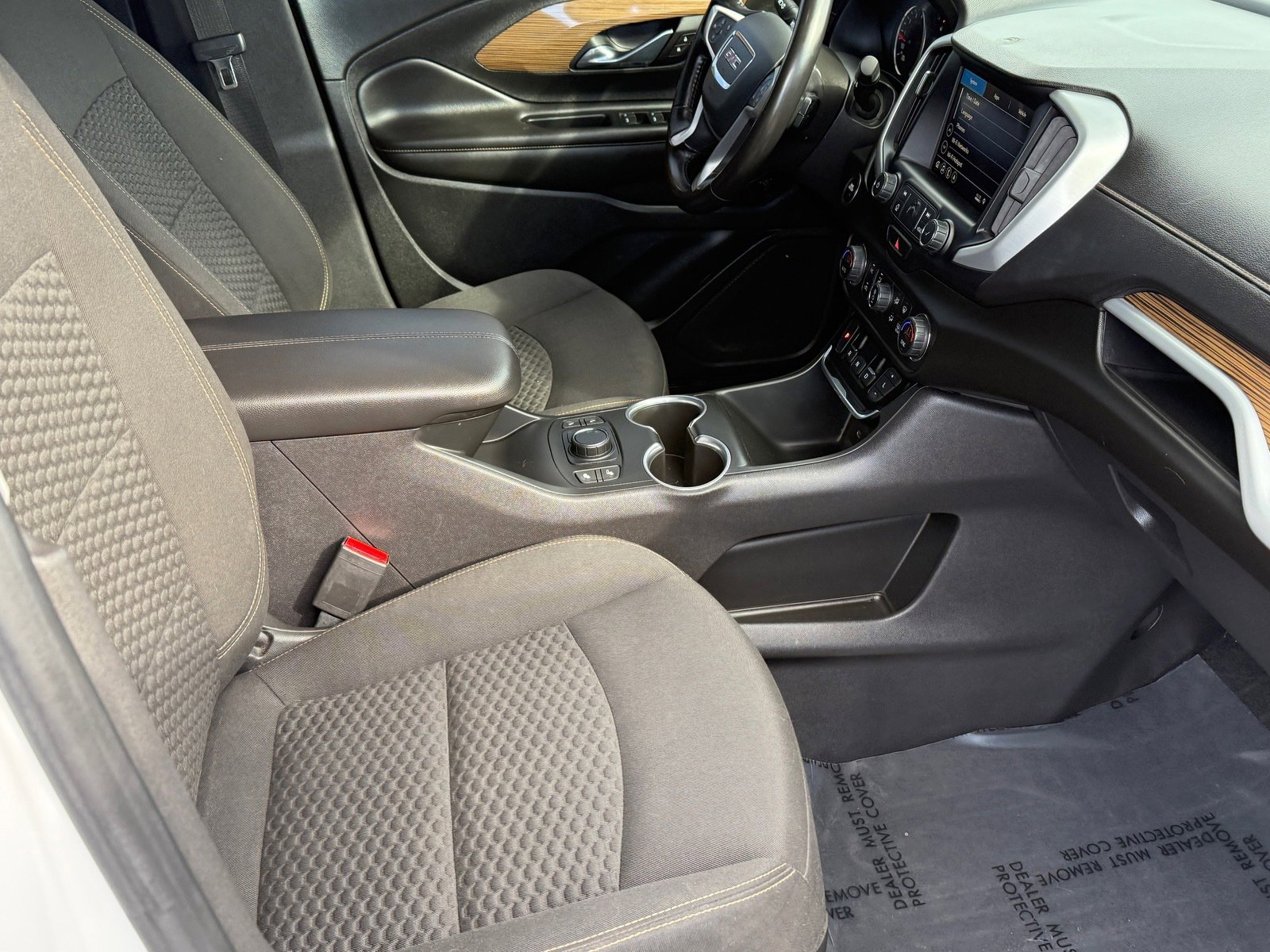 Used 2021 GMC Terrain SLE w/ Driver Convenience Package image 10