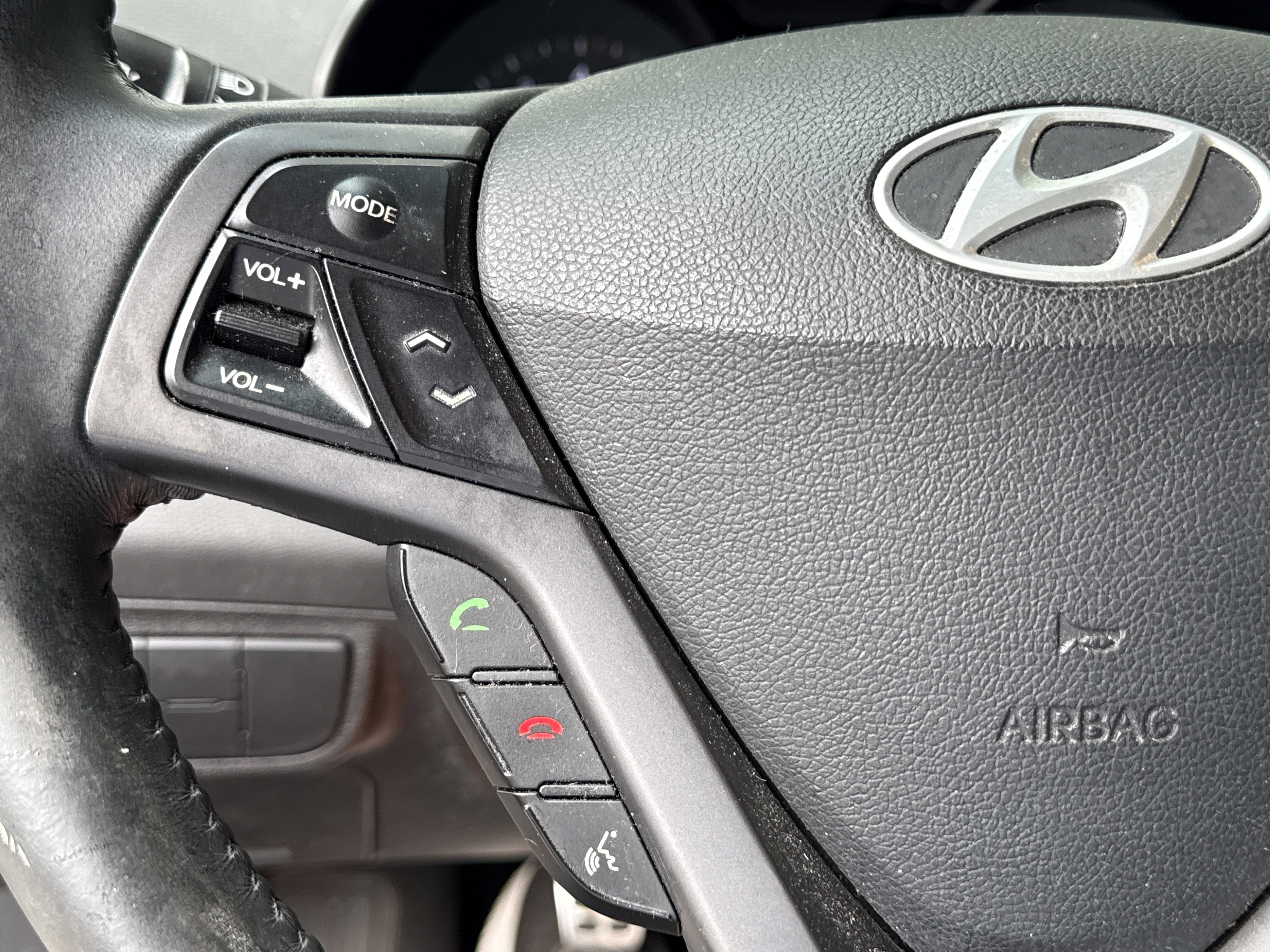 Used 2014 Hyundai Veloster Turbo R-Spec FWD image 13