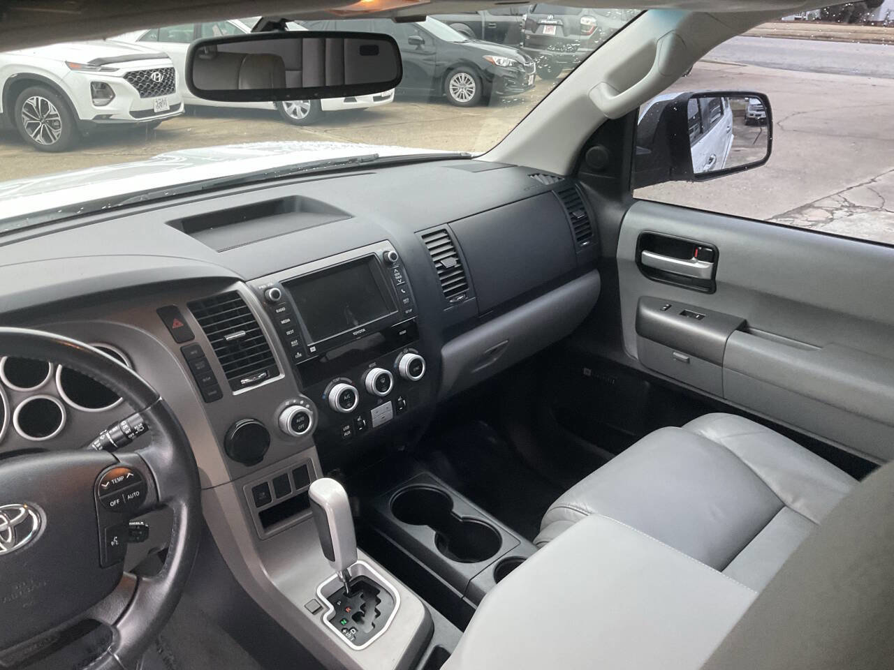 Used 2013 Toyota Sequoia Limited RWD image 19