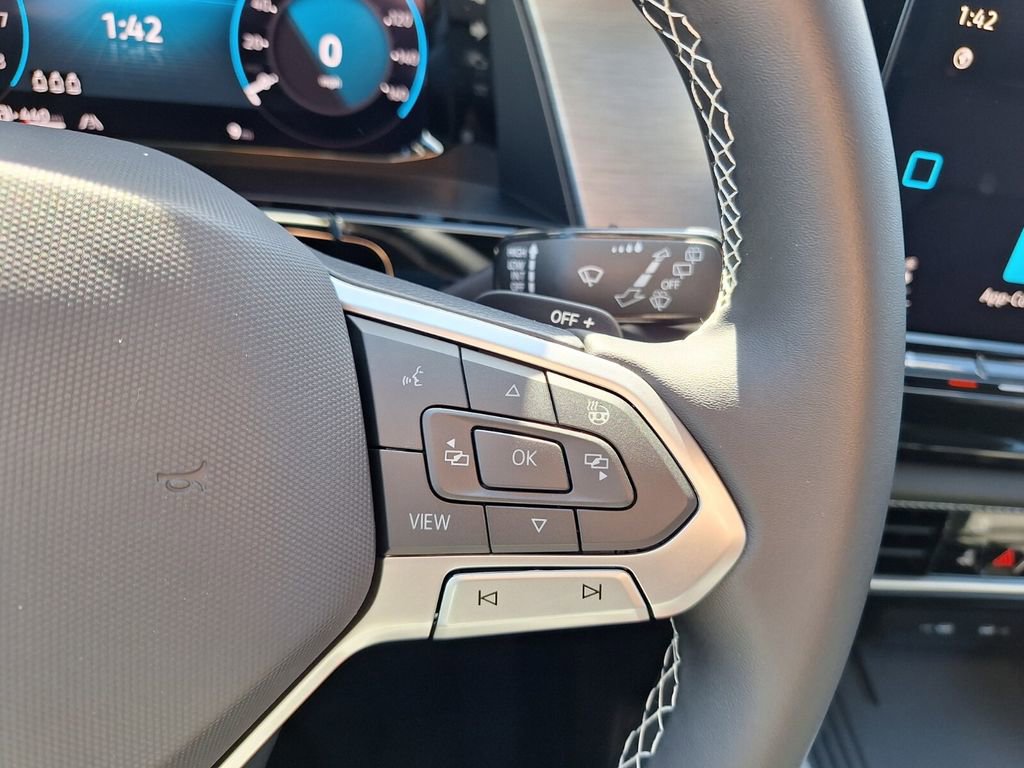 New 2026 Volkswagen Atlas Cross Sport SE image 18