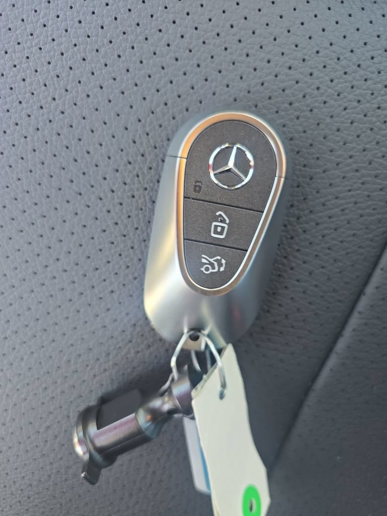 New 2026 Mercedes-Benz CLE 300 4MATIC Cabriolet image 28