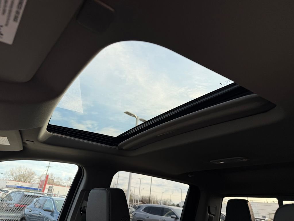 New 2026 GMC Sierra 1500 Elevation w/ Elevation Premium Package image 14