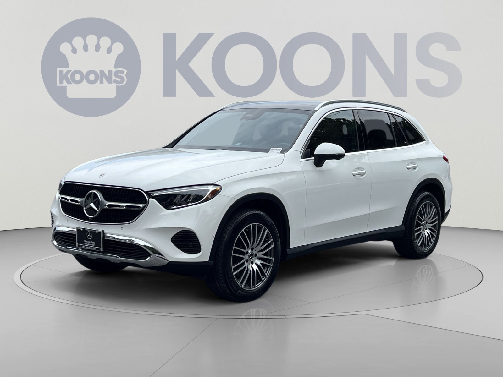 Used 2024 Mercedes-Benz GLC 300 4MATIC image 5