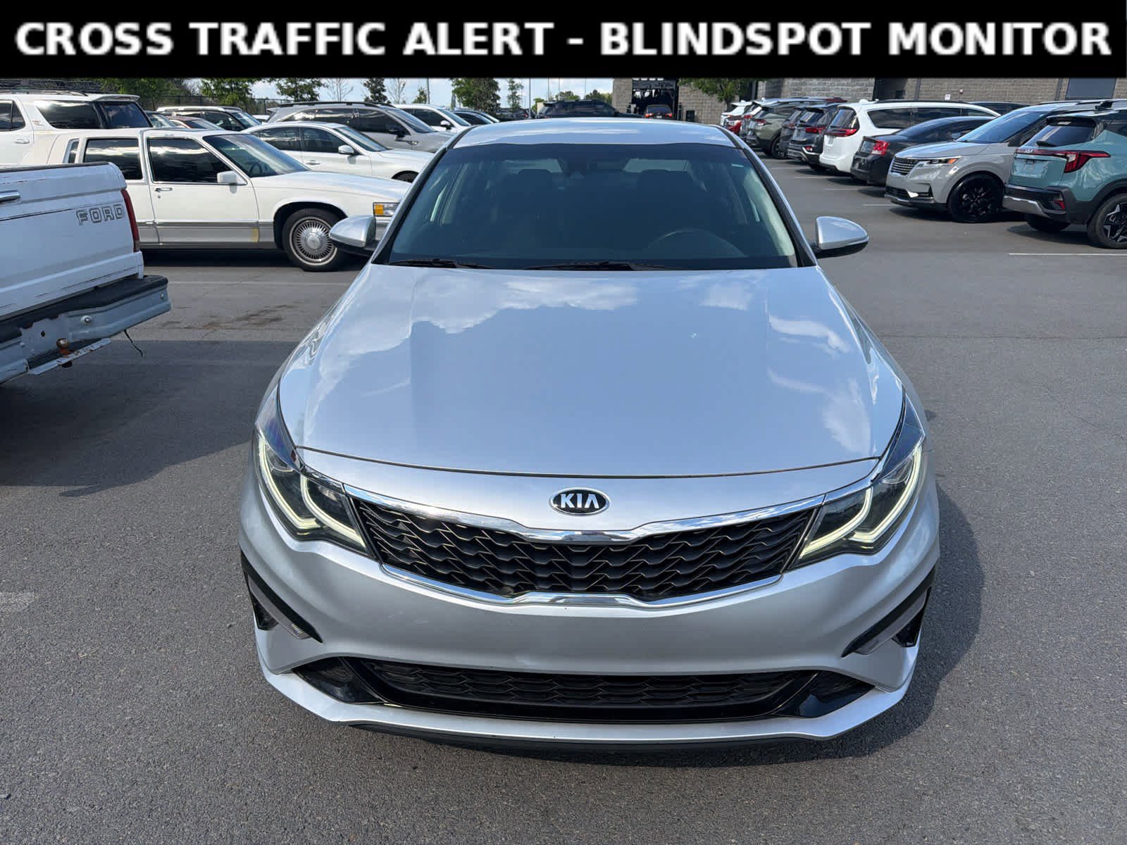 Used 2020 Kia Optima LX image 2