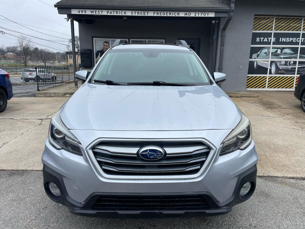 Used 2019 Subaru Outback 2.5i Limited image 2