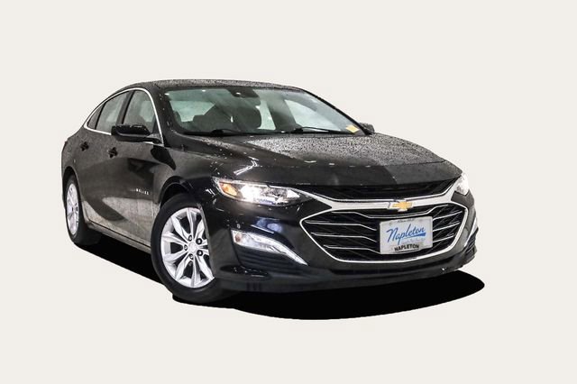 Used 2019 Chevrolet Malibu LT w/ Driver Confidence Package II image 2
