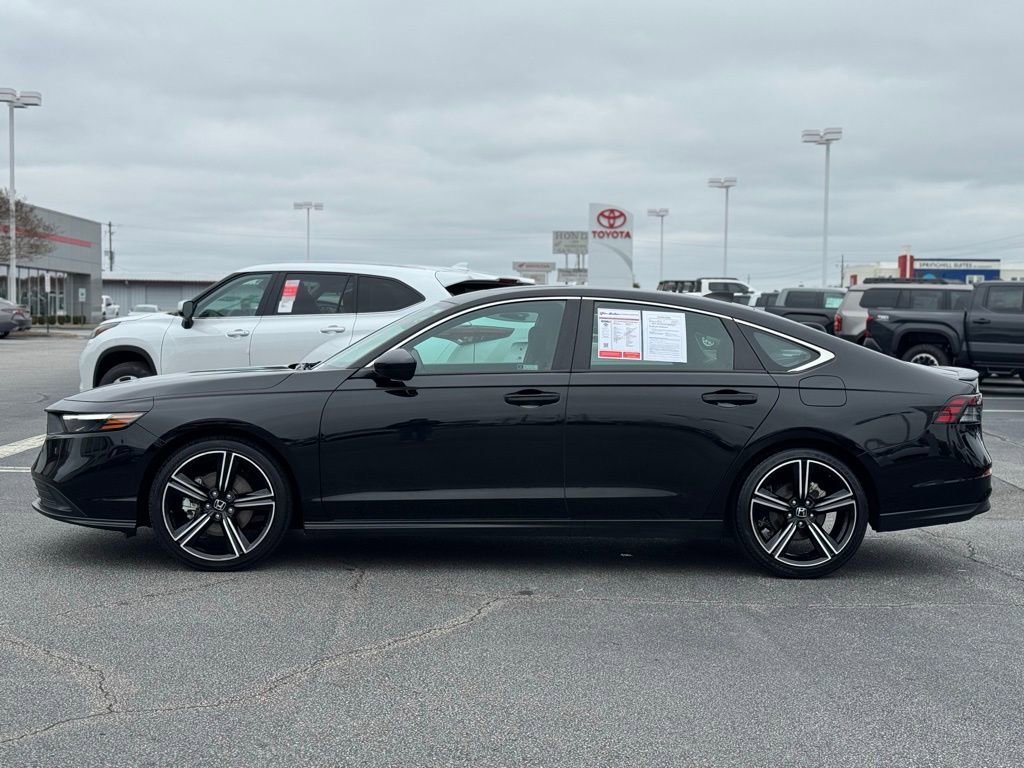 Used 2024 Honda Accord Sport image 8