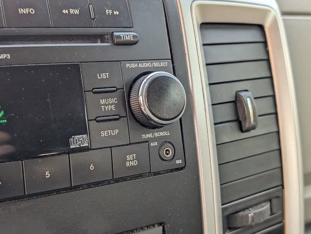 Used 2011 RAM 1500 Classic SLT image 25