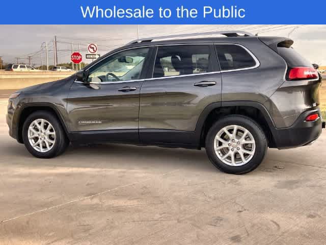 Used 2015 Jeep Cherokee Latitude w/ Comfort/Convenience Group FWD image 4