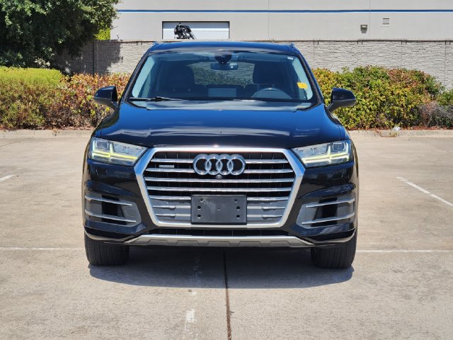 Used 2018 Audi Q7 3.0T Premium Plus w/ Premium Plus Package AWD/4WD image 2
