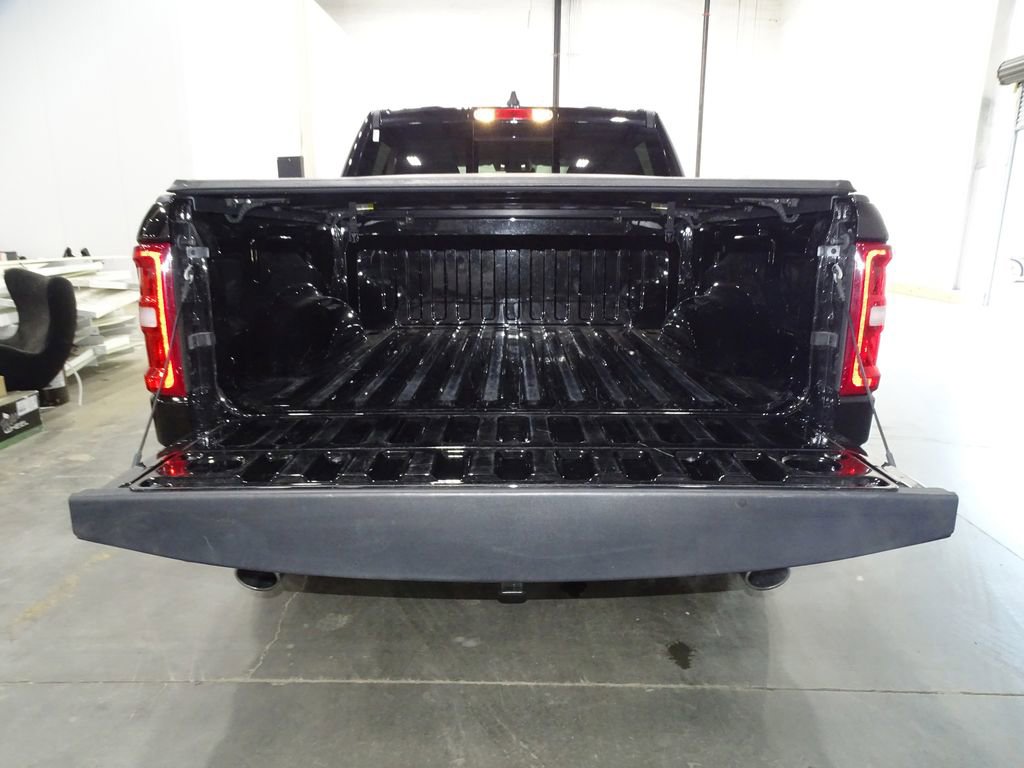 Used 2025 RAM 1500 Laramie image 9