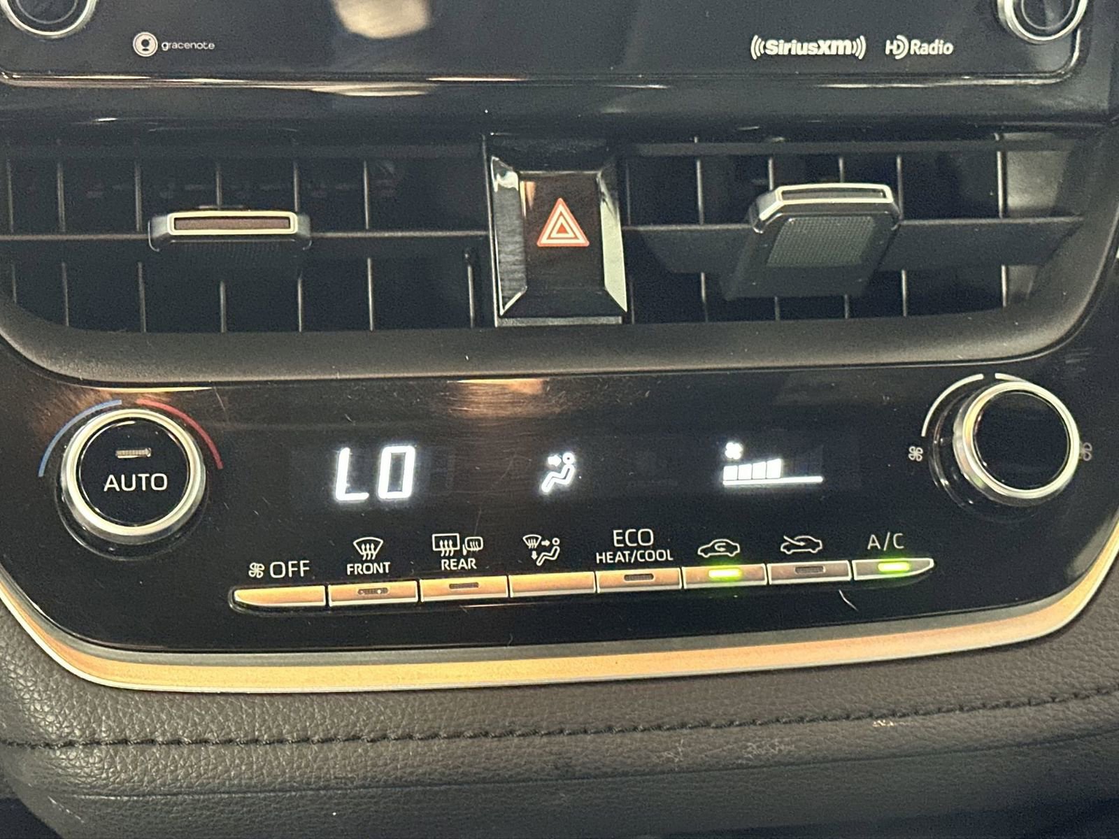 Used 2021 Toyota Corolla XSE image 19