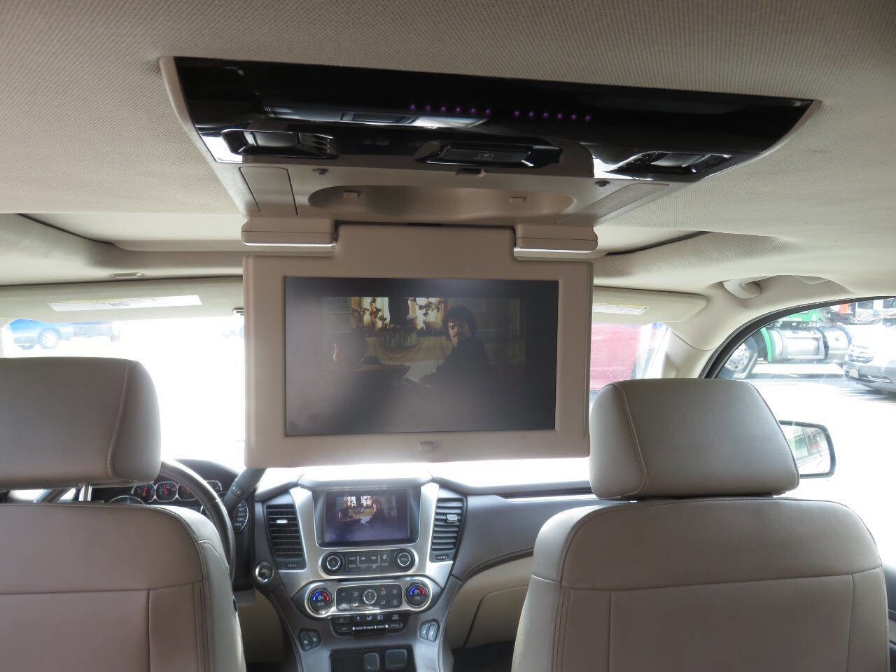 Used 2016 Chevrolet Suburban LT image 22