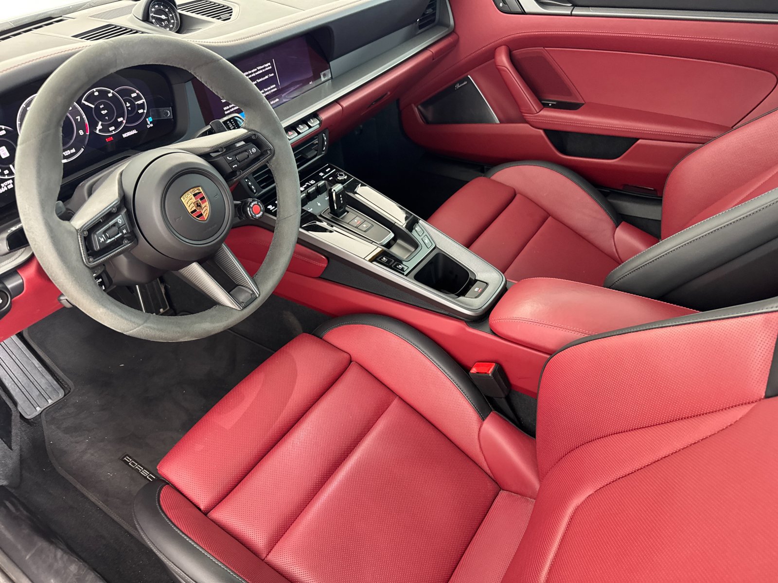 Used 2026 Porsche 911 Carrera 4S AWD/4WD image 10
