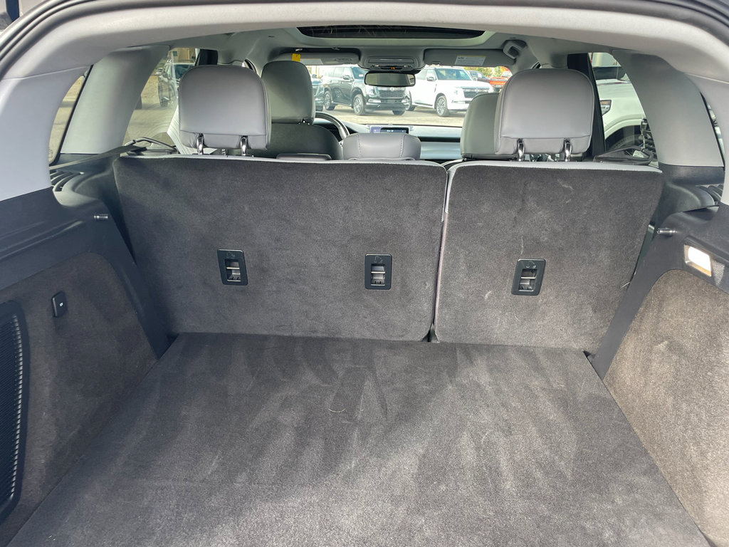 Used 2021 Lincoln Corsair Reserve w/ Equipment Group 201A image 6