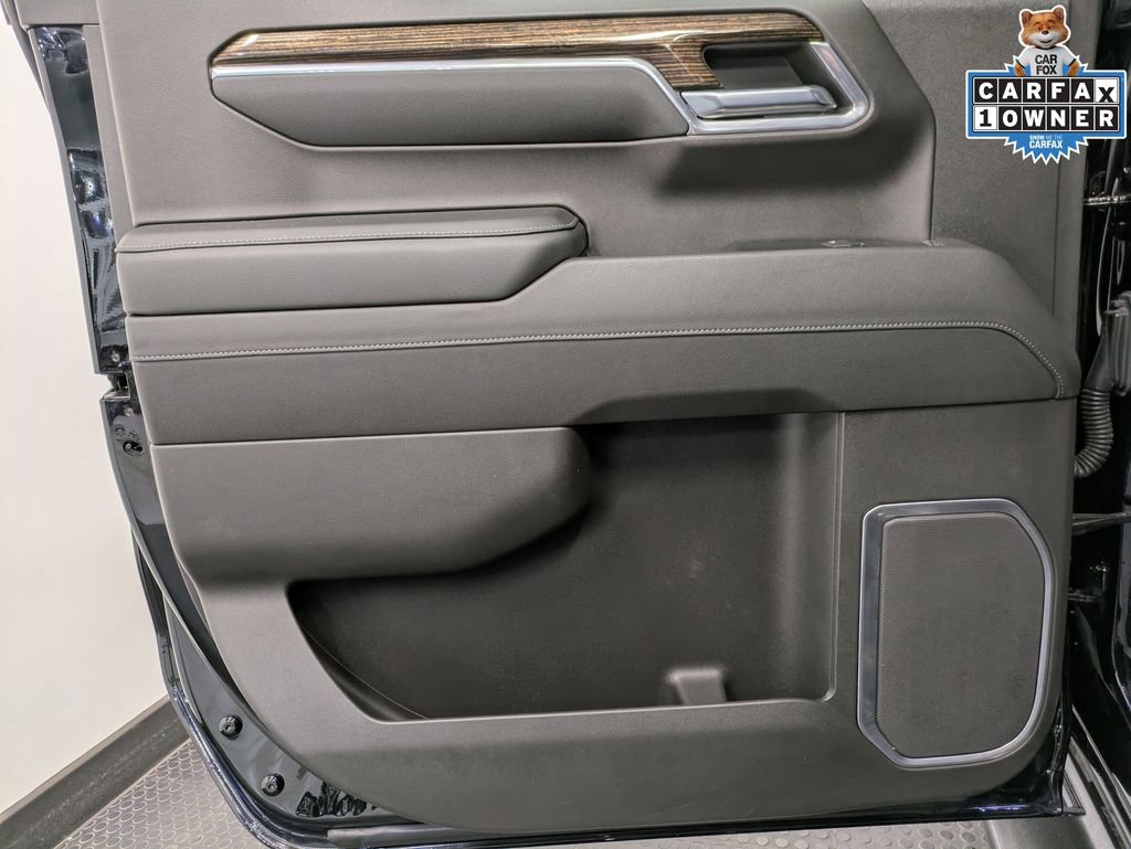 Used 2022 GMC Sierra 1500 Elevation w/ LPO, Elevation Black Package AWD/4WD image 23