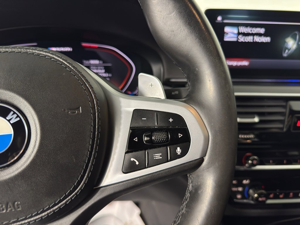 Used 2020 BMW M550i xDrive w/ Executive Package image 18