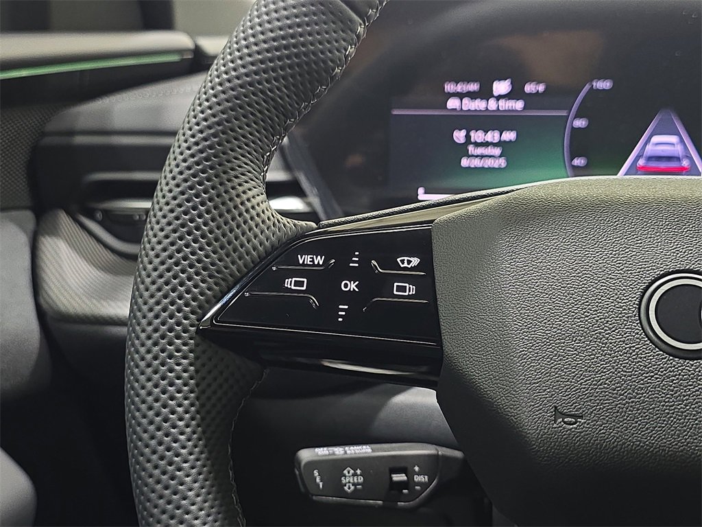 New 2025 Audi SQ5 Prestige image 17