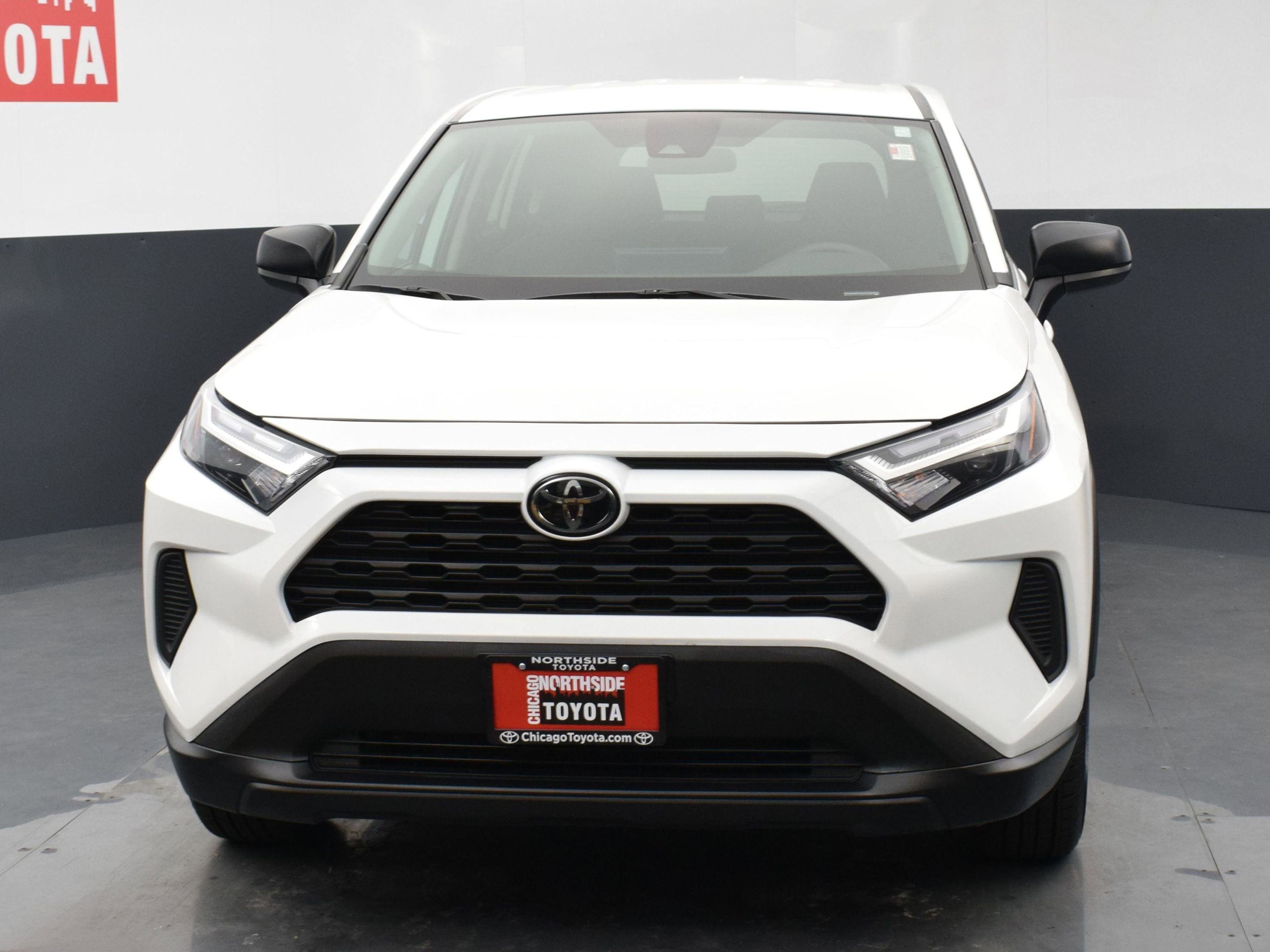 Used 2024 Toyota RAV4 LE image 7