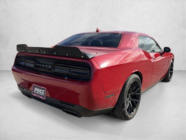 Used 2016 Dodge Challenger SRT Hellcat RWD image 7