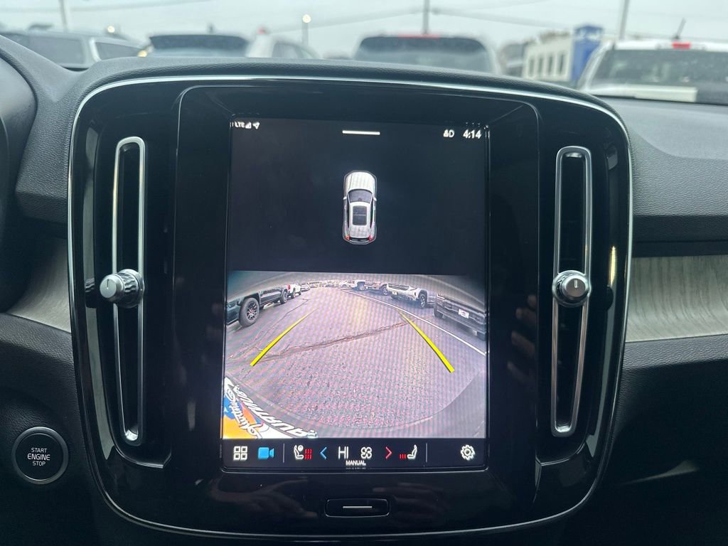 Used 2023 Volvo XC40 B5 Plus w/ Protection Package Premier image 49