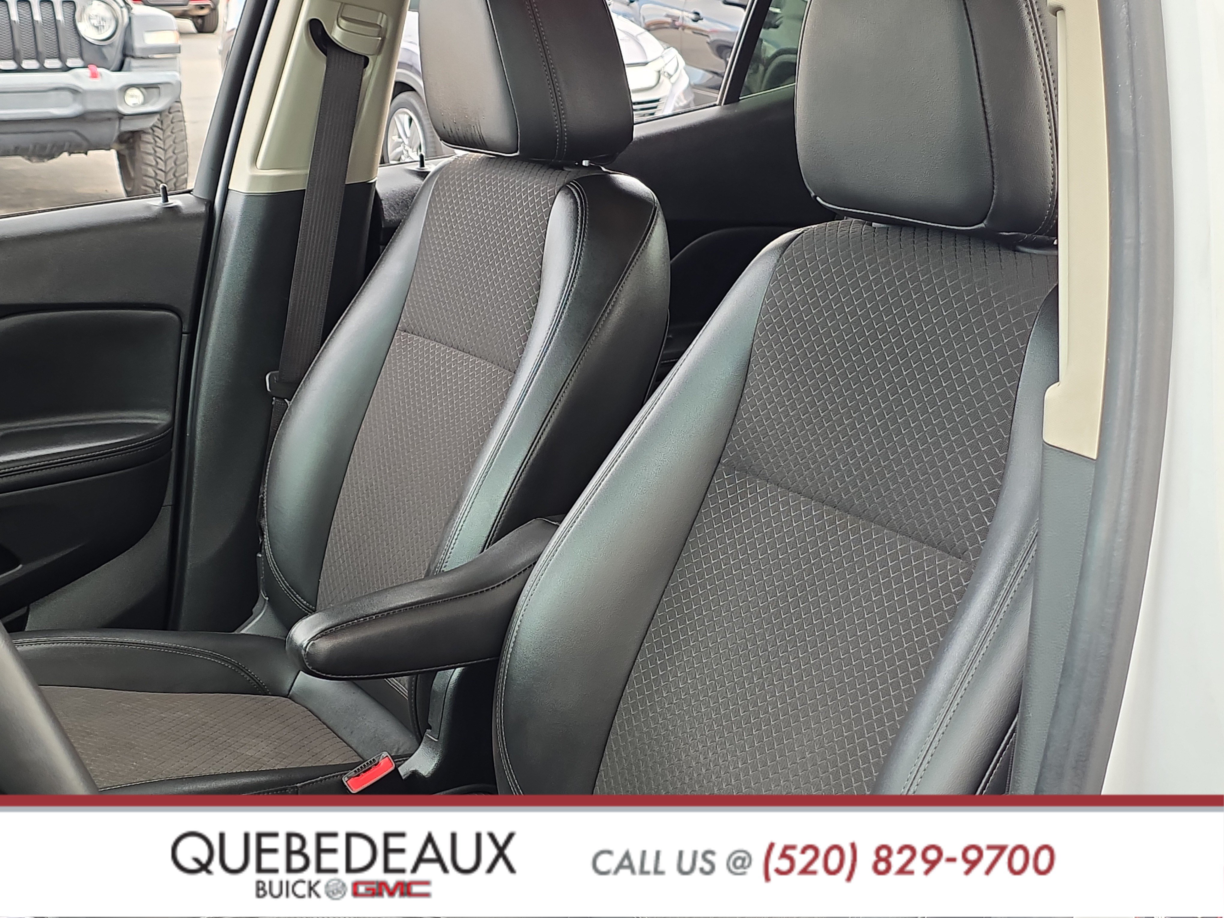 Used 2021 Buick Encore Preferred FWD image 12