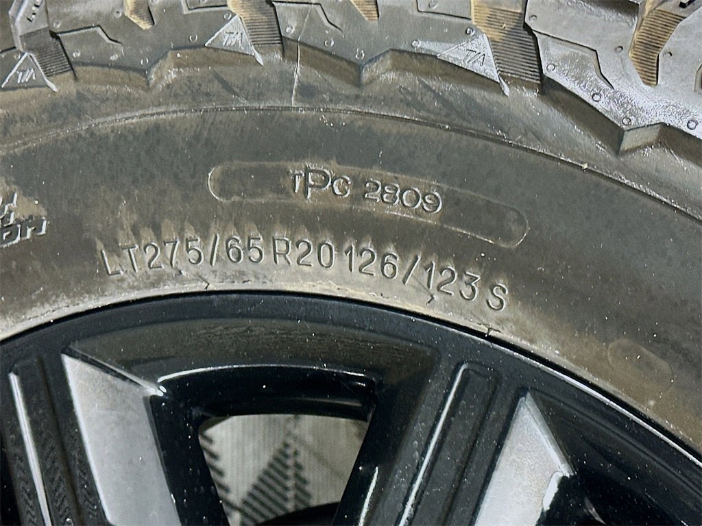 Used 2024 GMC Sierra 3500 AT4 w/ AT4 Premium Plus Package image 33