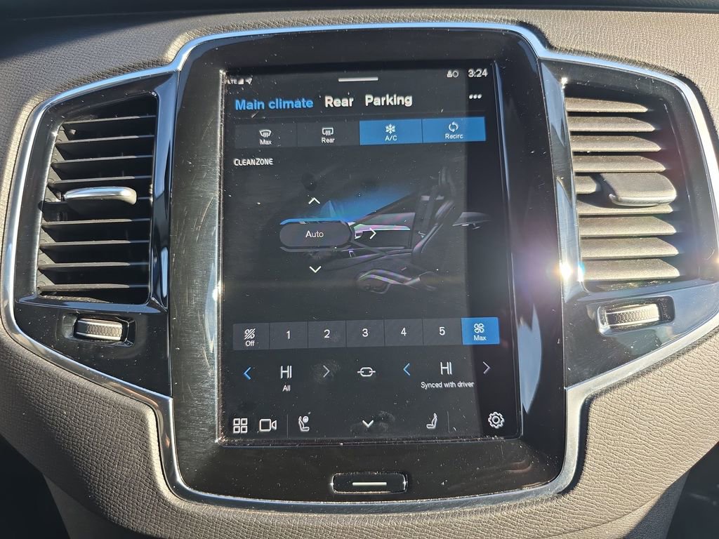 Certified 2025 Volvo XC90 B6 Plus image 31