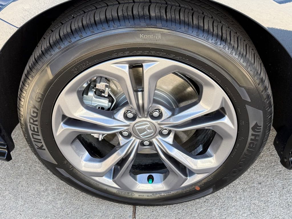 Certified 2025 Honda Accord EX-L image 11
