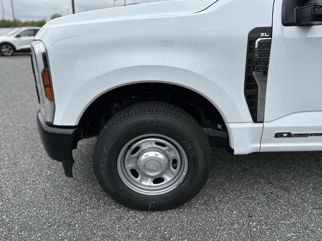 New 2025 Ford F250 XL RWD image 9