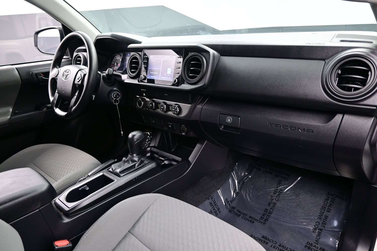 Used 2022 Toyota Tacoma SR AWD/4WD image 14