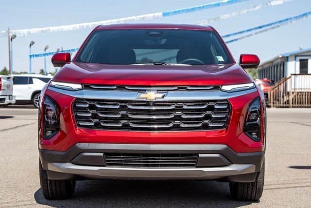 New 2027 Chevrolet Equinox LT w/ Safety and Technology Package FWD image 2