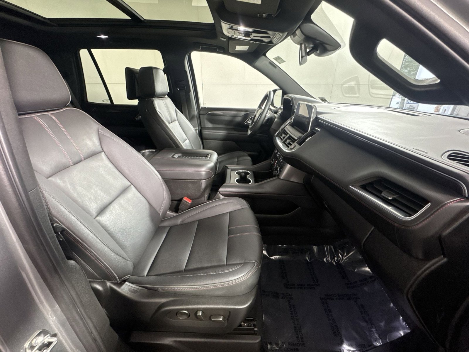 Used 2023 Chevrolet Tahoe RST w/ Luxury Package image 28