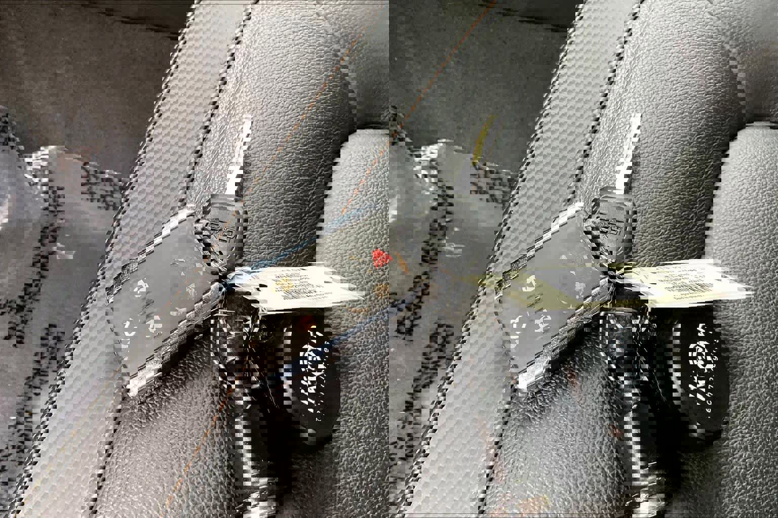 Used 2022 GMC Canyon AT4 w/ Trailering Package image 14