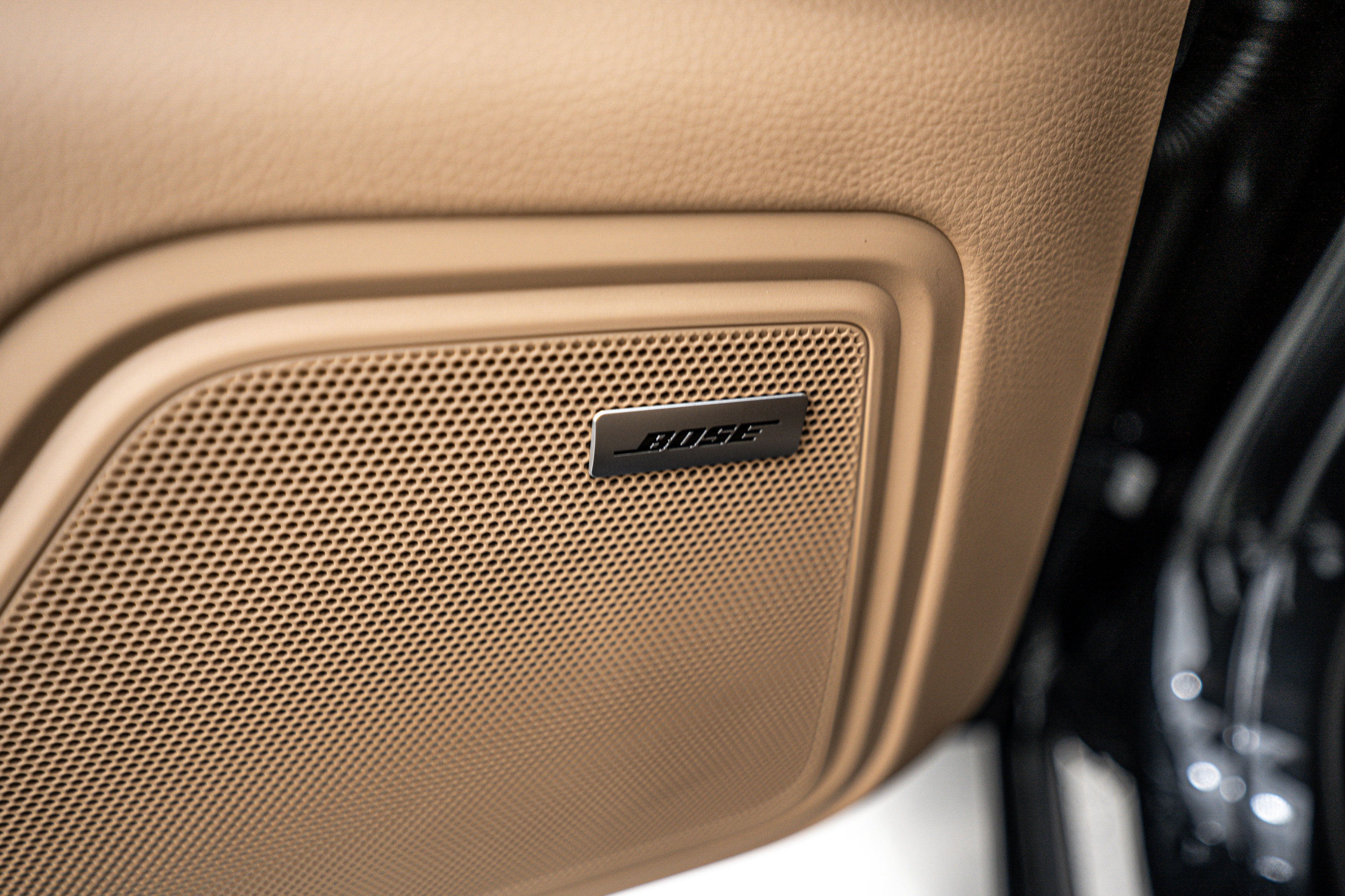 New 2025 Porsche Macan image 17