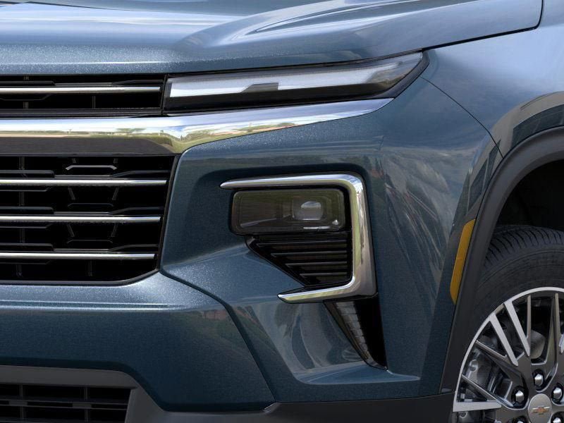 New 2026 Chevrolet Traverse LT w/ Driver Confidence Package AWD/4WD image 10